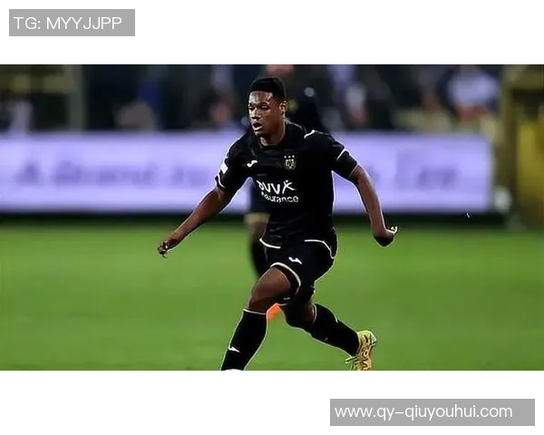 多特蒙德考虑外租杜兰维尔交易仍在初步阶段 多特蒙德考虑外租杜兰维尔交易仍在初步阶段