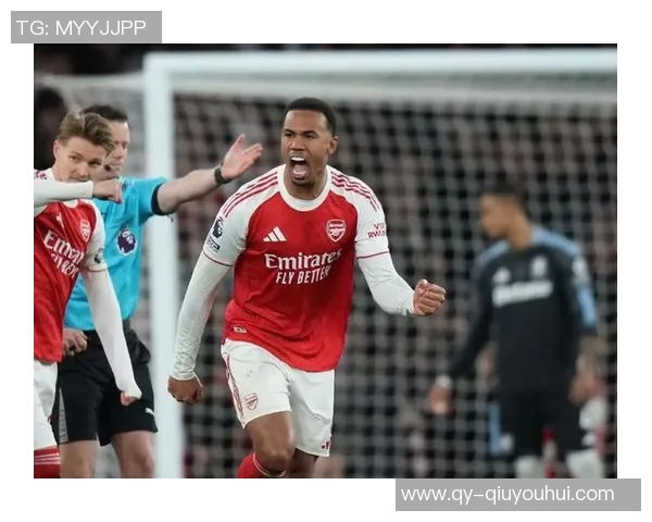 阿森纳延续八轮不败领跑英超曼联紧随其后切尔西表现回暖 阿森纳延续八轮不败领跑英超曼联紧随其后切尔西表现回暖