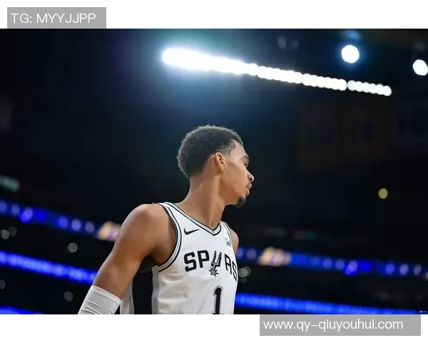 文班亚马本赛季能否实现四双壮举引发球迷热议