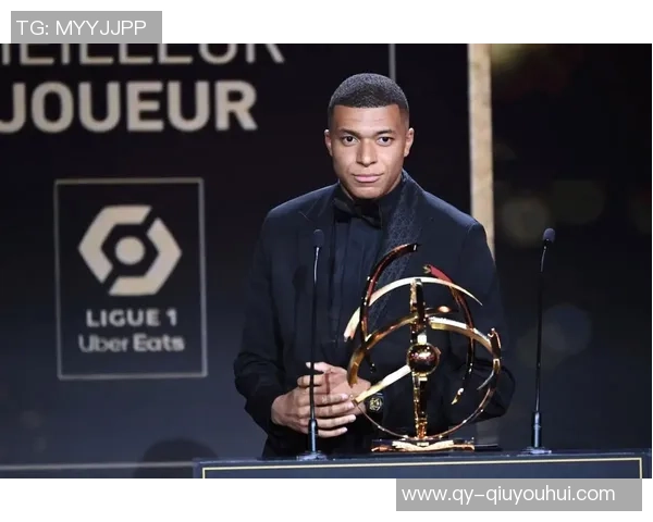 姆巴佩分享月最佳奖杯获奖感言期待对阵阿拉维斯的精彩表现 姆巴佩分享月最佳奖杯获奖感言期待对阵阿拉维斯的精彩表现