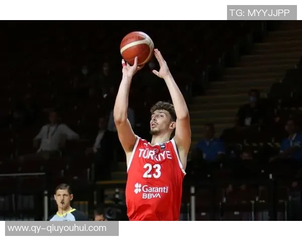 乌度卡分析球队表现指出攻防失衡对手包夹申京和KD战术执行不力