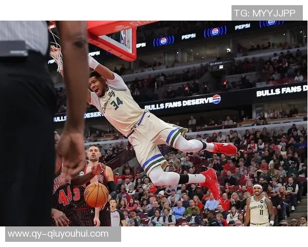 字母哥盛赞罗林斯自信心提升未来必将成为球队的重要一员